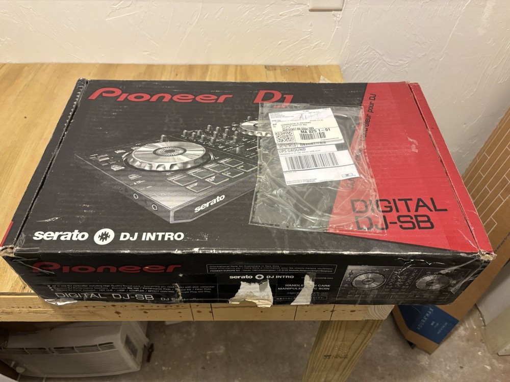 Pioneer DDJ-SB Digital DJ Controller