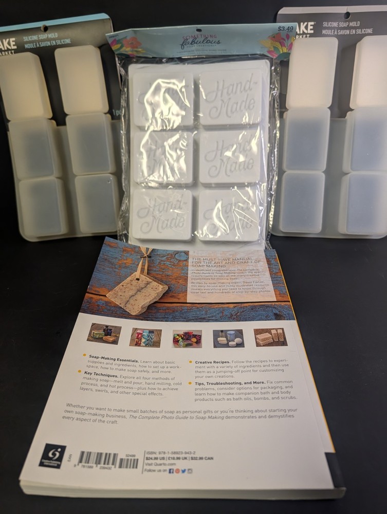 MAKE MARKET Something Fabulous Soap Making Kit Silicone Molds Guide Book
