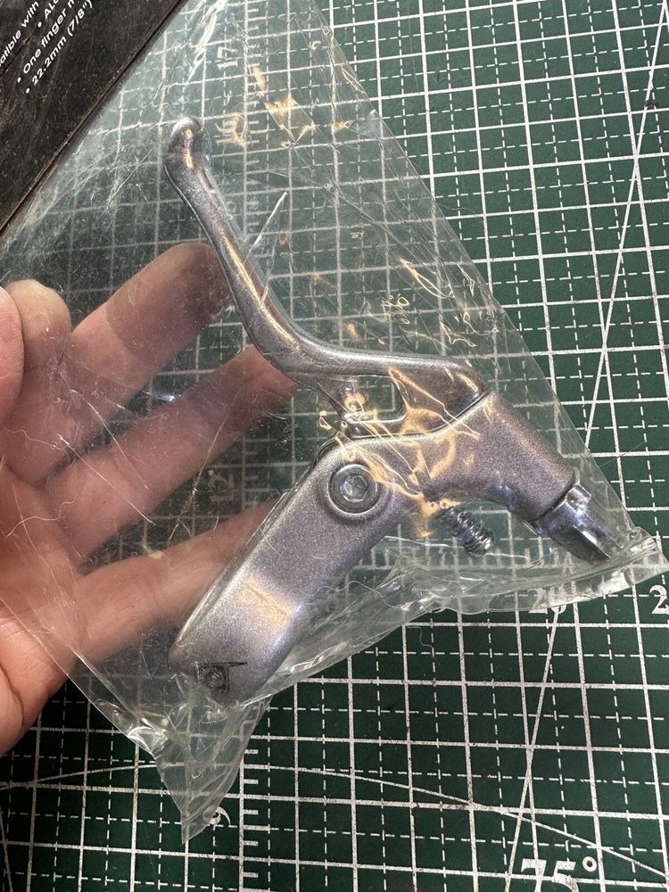 NOS Origin8 Mini Trigger Brake Lever, LH, Silver 120032