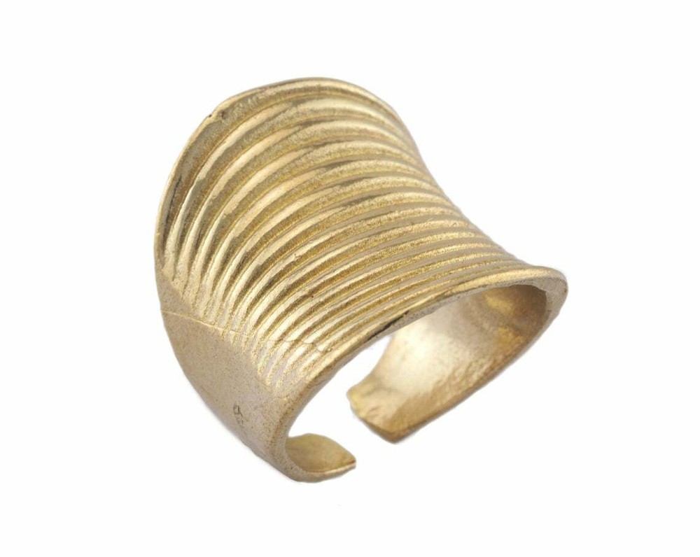 Adjustable Ring Raw Brass 23mm (16.5mm 6US inner size - Adjustable ) OZ3342