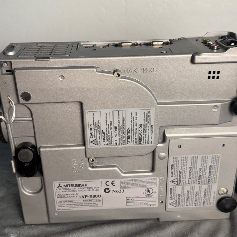 Mitsubishi LVP-X80U LCD Projector Multimedia Video Computer Tested Working
