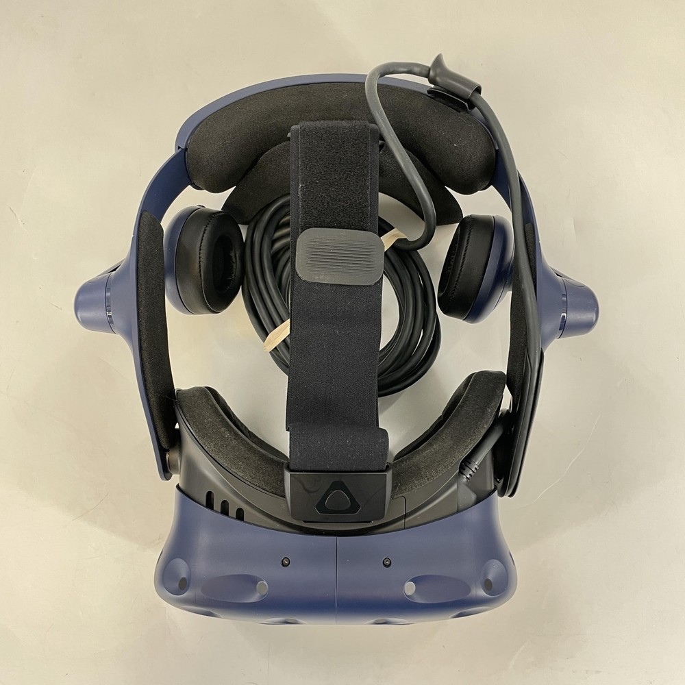 HTC Vive Pro VR Headset w/ Controllers/Link Box/Base Stations - Good