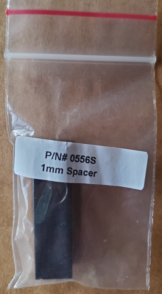 Jasco CD Spectroscopy Rectangular spacer for 1 mm path length cells NEW