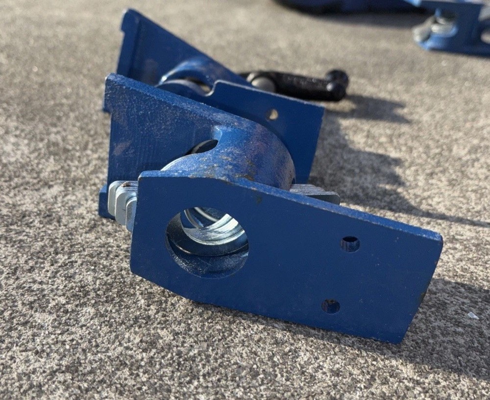 Rocker Pipe Clamp