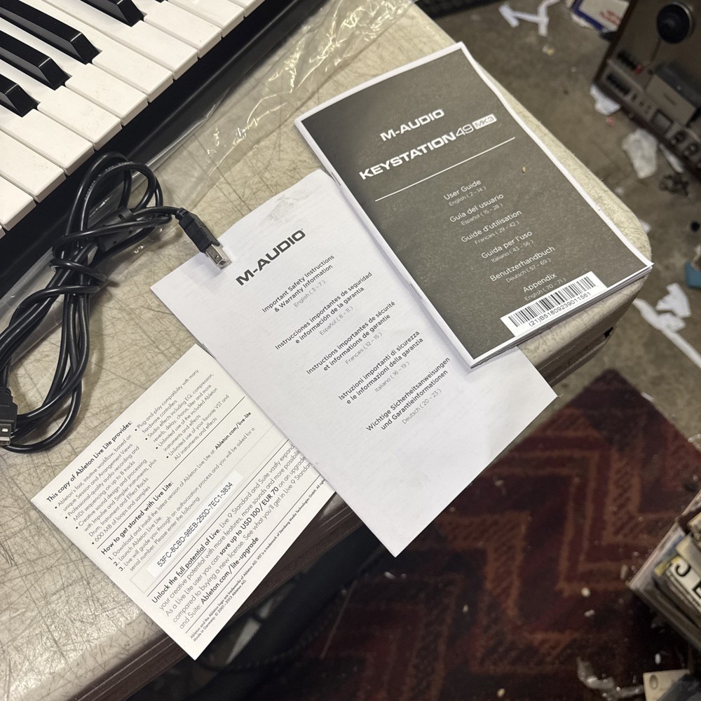 M-Audio Keystation 49 MK3 USB MIDI Controller Tested + original box &USB cable