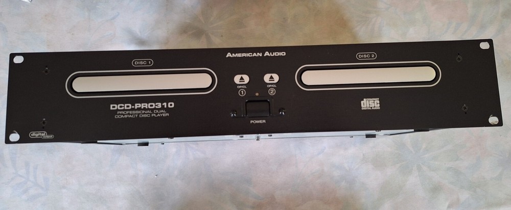 American Audio dcd-pro310 Professional Dj Controller & Dual Cd Player/ Pre-Owned