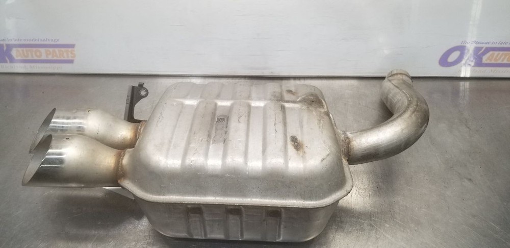 21 FORD MUSTANG GT EXHAUST MUFFLER LEFT DRIVER