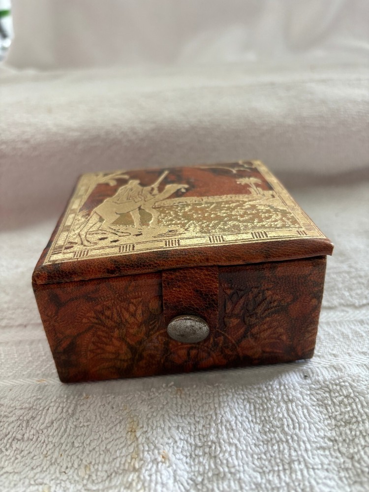 SMALL JEWELY BOX LEATHER
