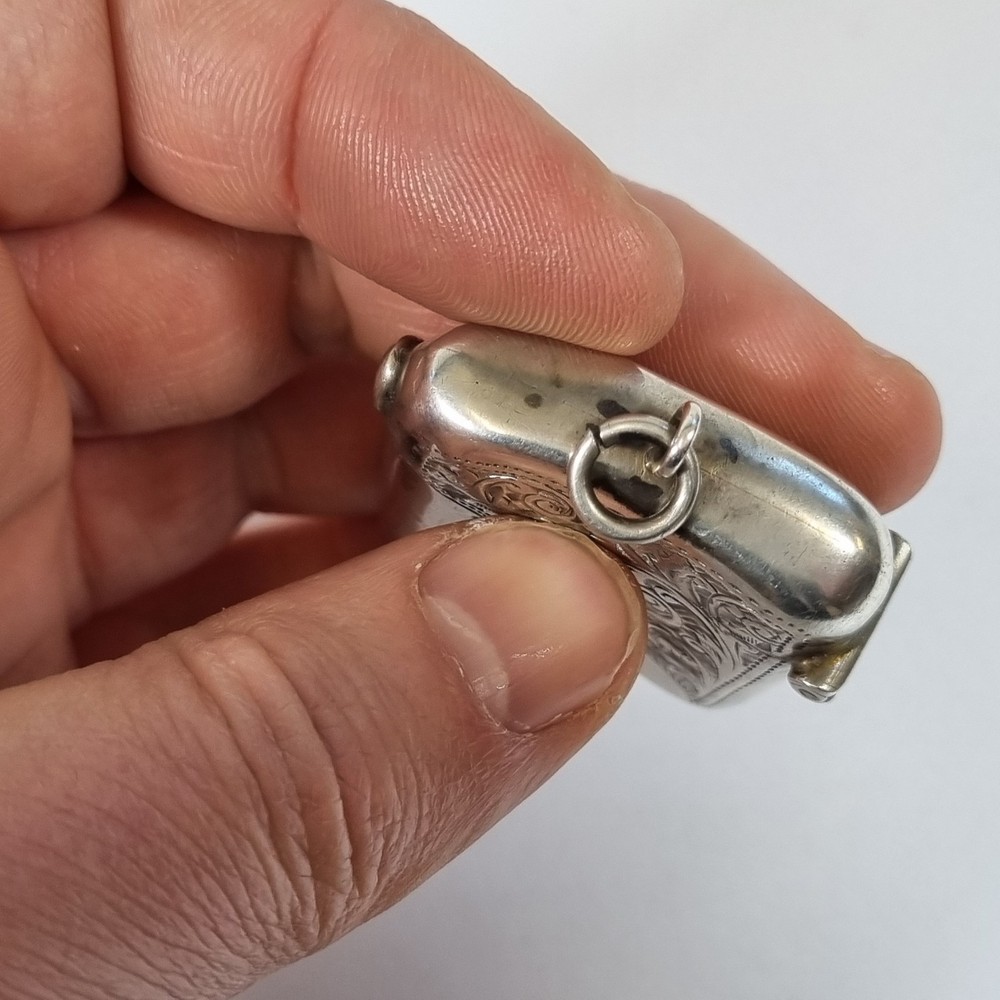Antique Solid Silver Vesta Case Birmingham 1904 Arthur Cook 26.4g 4.5cm