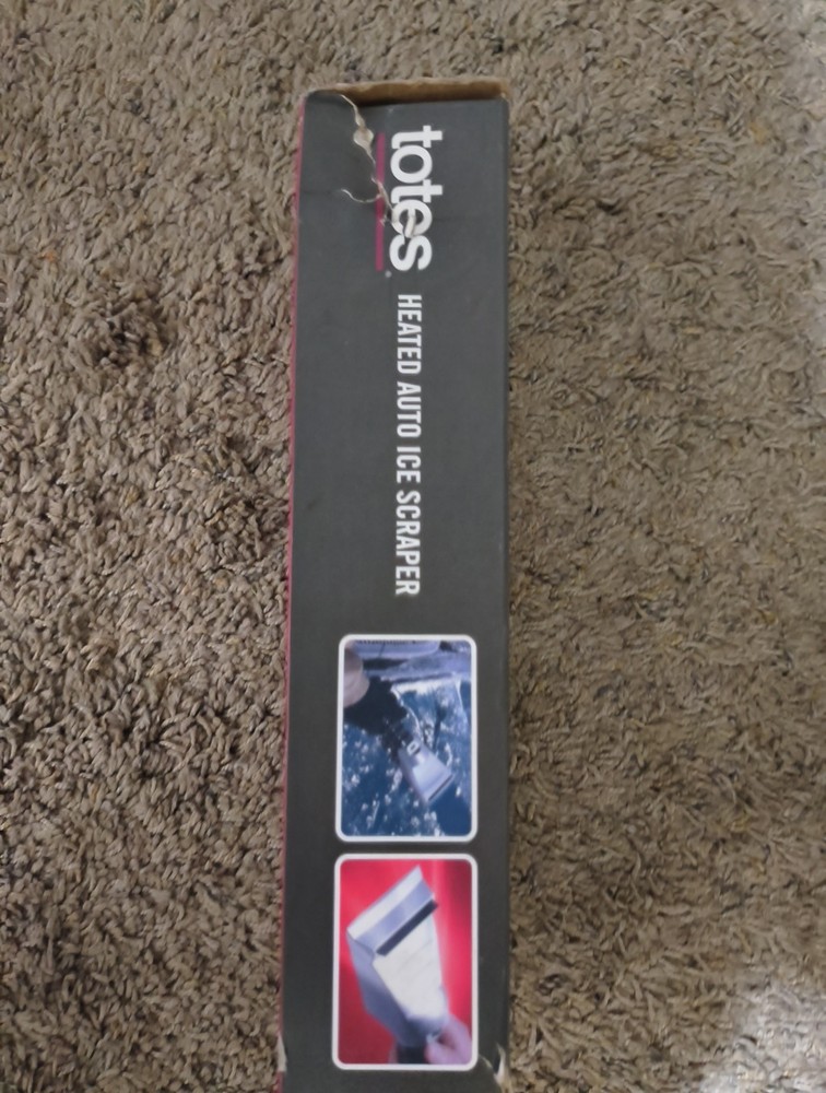 totes Heated Auto Ice Scraper Brand New