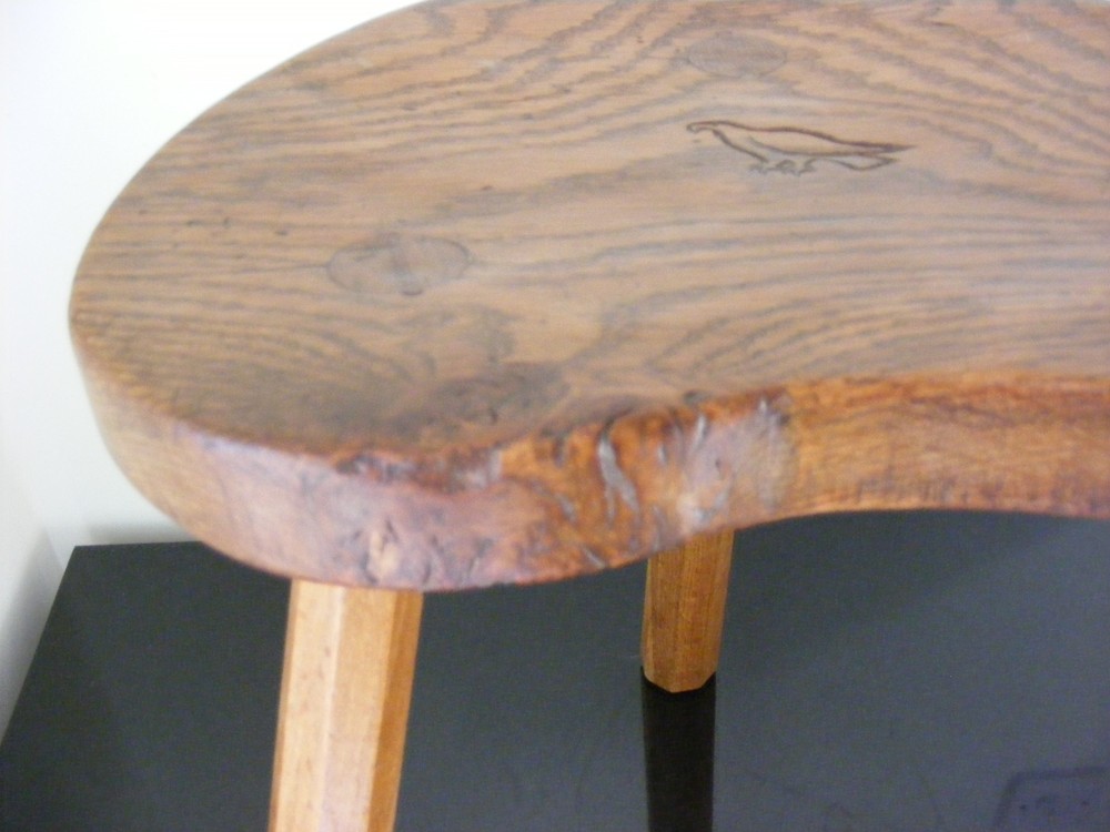 EAGLEMAN ALBERT JEFFRAY BURR OAK KIDNEY SHAPED COW STOOL /SIDE TABLE MOUSEMAN