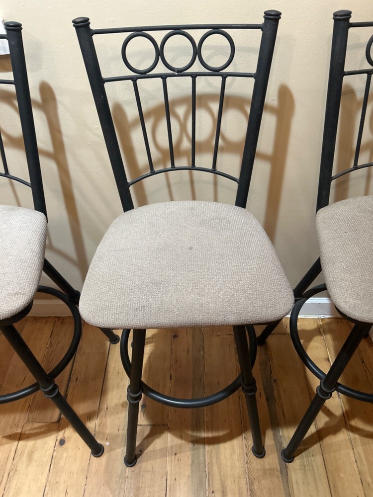 hightop table chairs