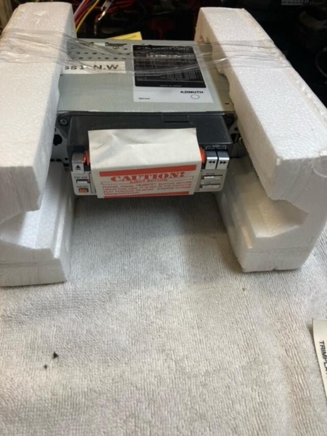 CASSETTE PLAYERIN-DASH NOS NICE! VIDEO