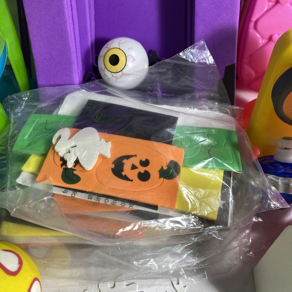 various toy lot 20 Plus Including A Working Bubble Machine With Bubbles