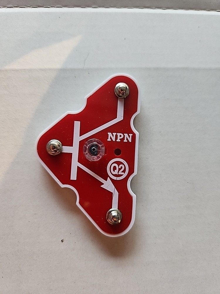 Elenco Snap Circuits Q2 NPN Replacement Part Red  Circuit Snap