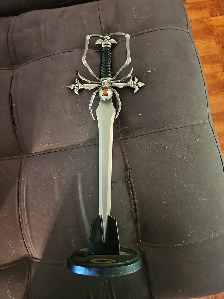 Black Widow Dagger