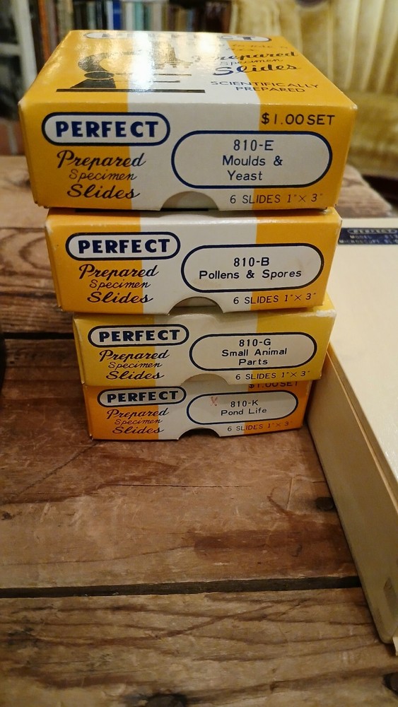 VINTAGE PERFECT MICROSCOPE MODEL 805 WITH ACCESSORIES