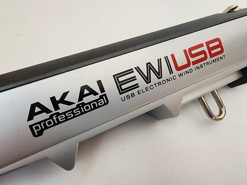 AKAI Professional EWI USB Electronic Synthesizer Wind Instruments