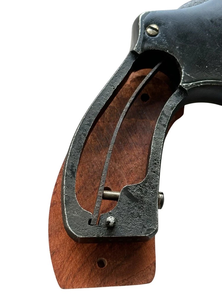 CLASSIC PANEL wood Grip For S&W Hand Ejector 3rd model .32 S&W.33 "ROUND BUTT"