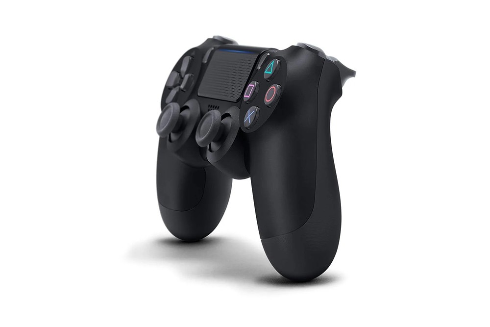 DualShock 4 Wireless Controller - Jet Black [PlayStation 4 Accessory]