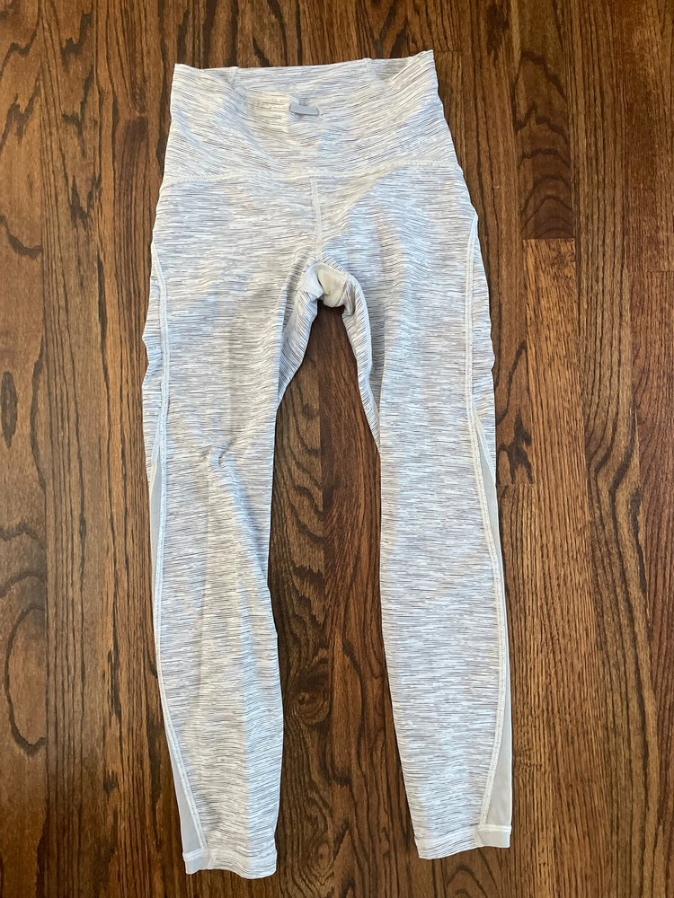LuLuLemon Tights Size 4 Grey/white Preowned