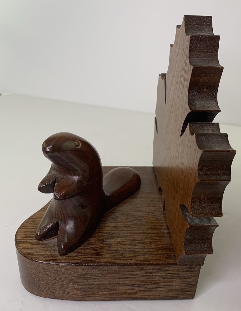 Wood Bookends Beaver Maple Leaf Made in Canada Handmade