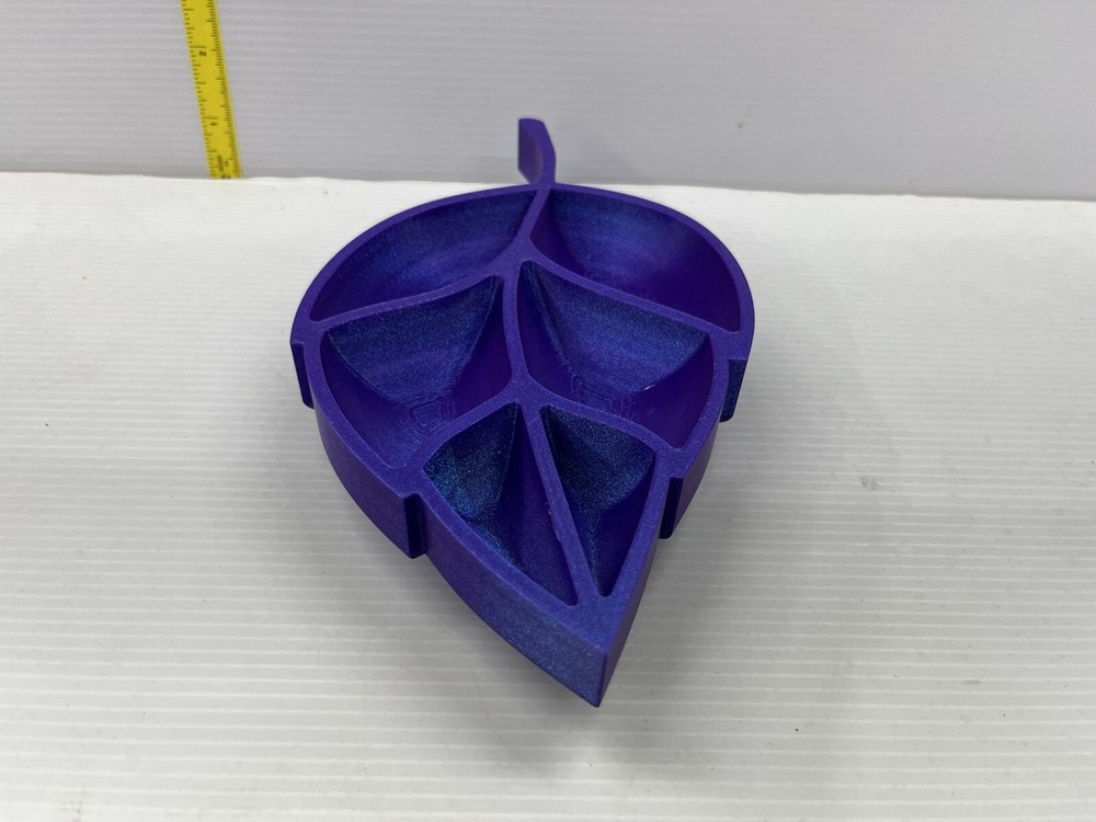 Leaf Shaped Candy/Trinket Dish 8.5”s Royal Purple
