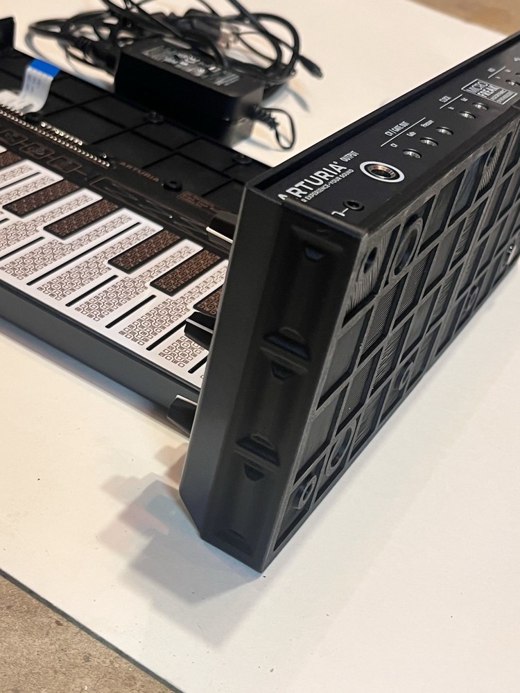 Arturia MicroFreak Synthesizer