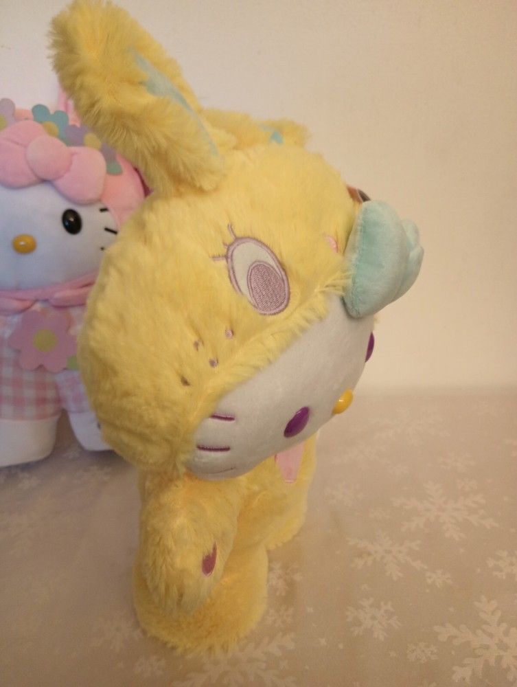 Hello Kitty Easter Animated Musical Side Stepper Greeter Set Of 2