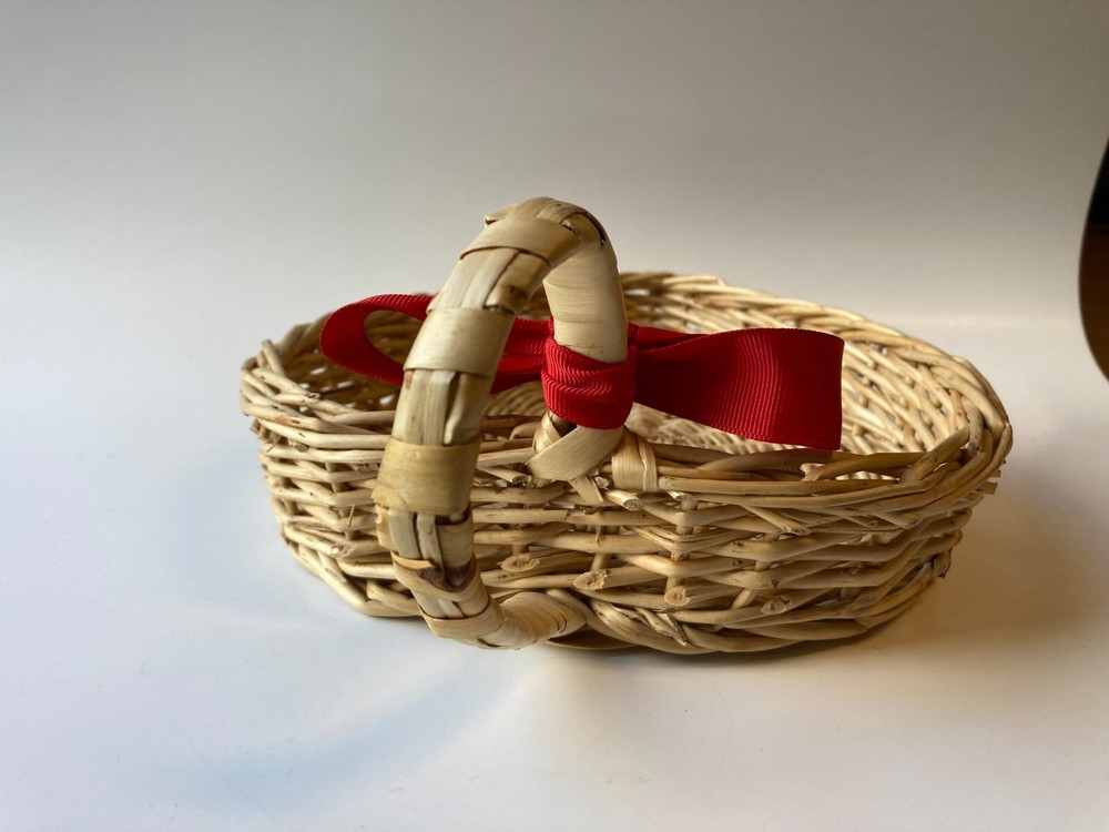 Heart Shaped Wicker Basket 8"