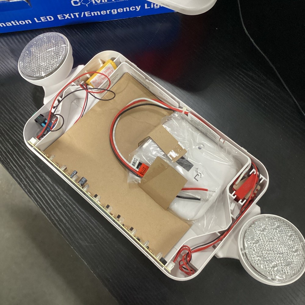 COMPASS CCR COMBINATION LED EXIT/EMERGENCY LIGHT RED