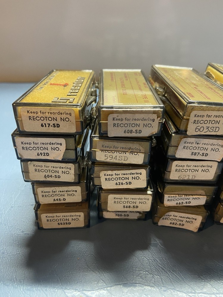 Assortment of Phonogragh Replacement Needles