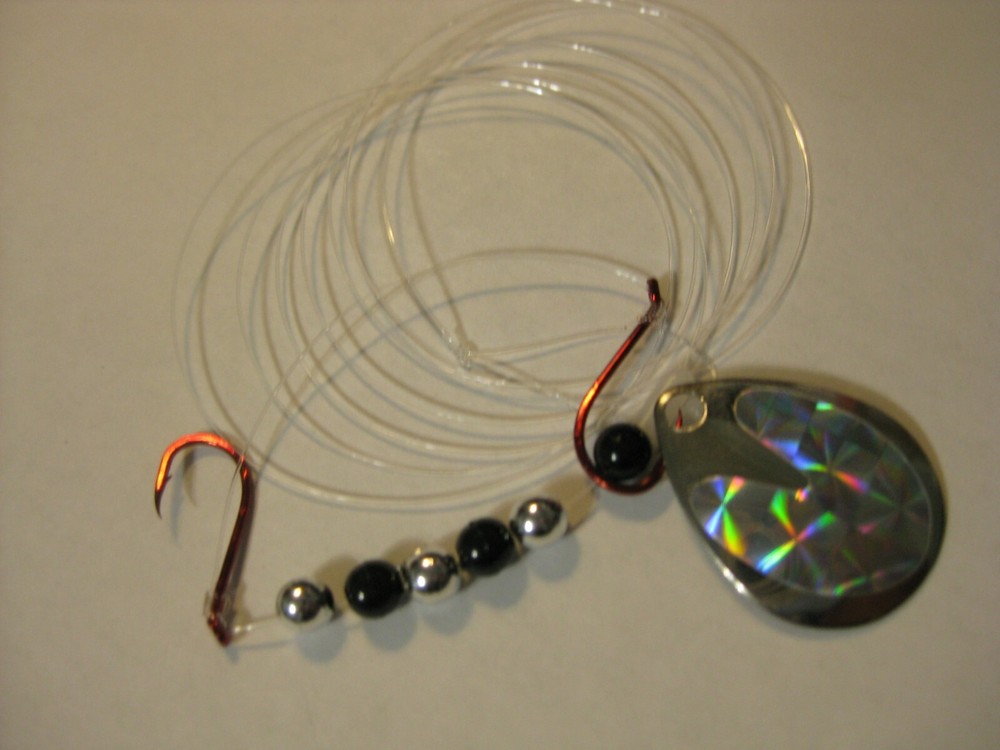 Walleye 2 Hook Spinner Rigs Crawler Harness (Holographic Silver)