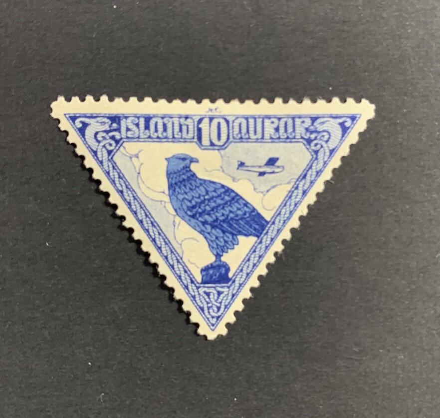Iceland Scott Catalog #C3 Airmail. Bird/Triangle X4. MH VF