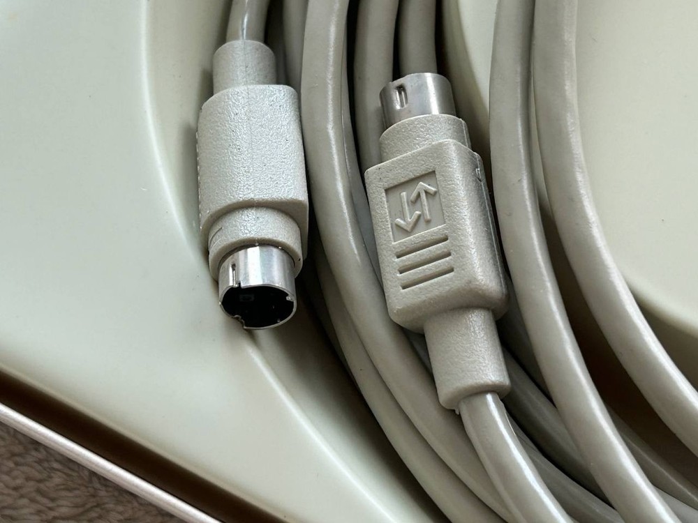 Macintosh AppleTalk Cable Kit M2014