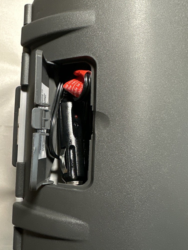 Wagan Tech 14 Liter Personal Fridge/Warmer 12V DC