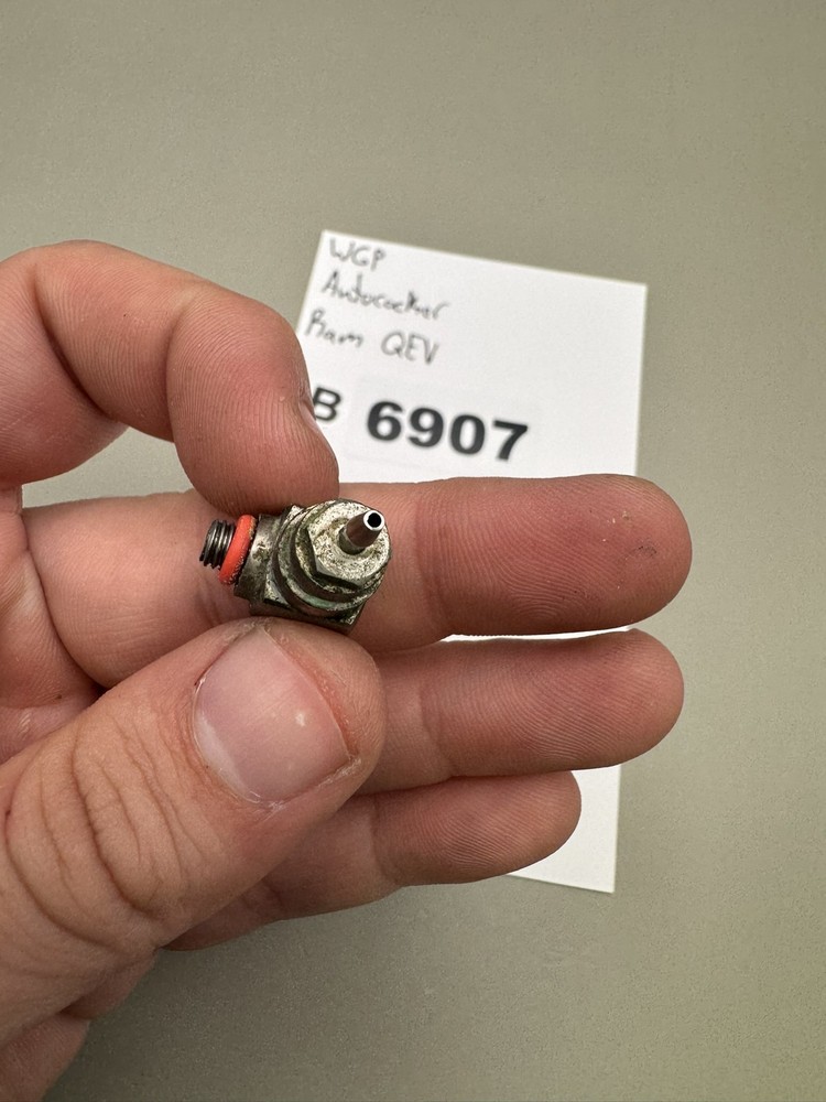 WGP Autococker Pneumatic QEV Silver