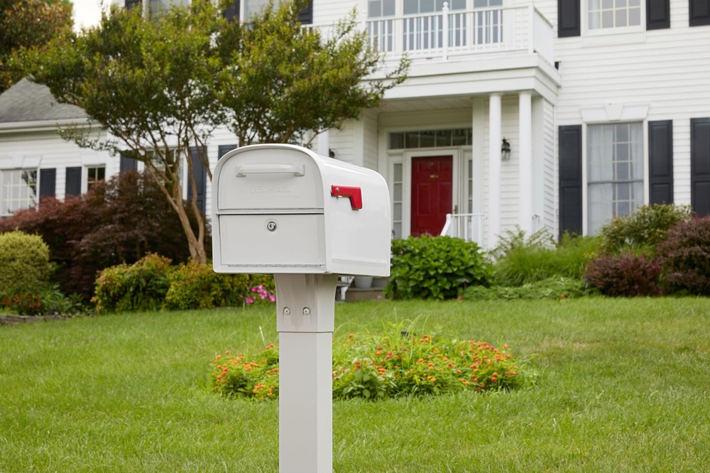 6300W-10 Oasis 360 Mailbox, White