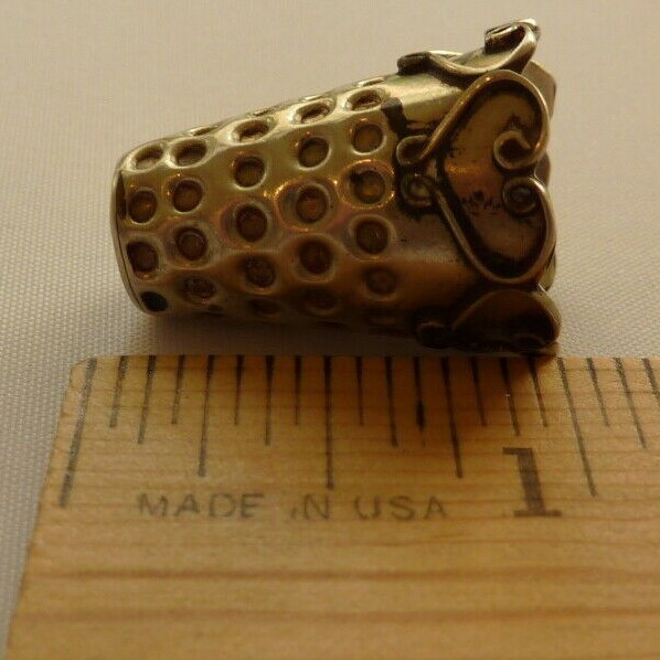 VINTAGE TAXCO SILVER THIMBLE