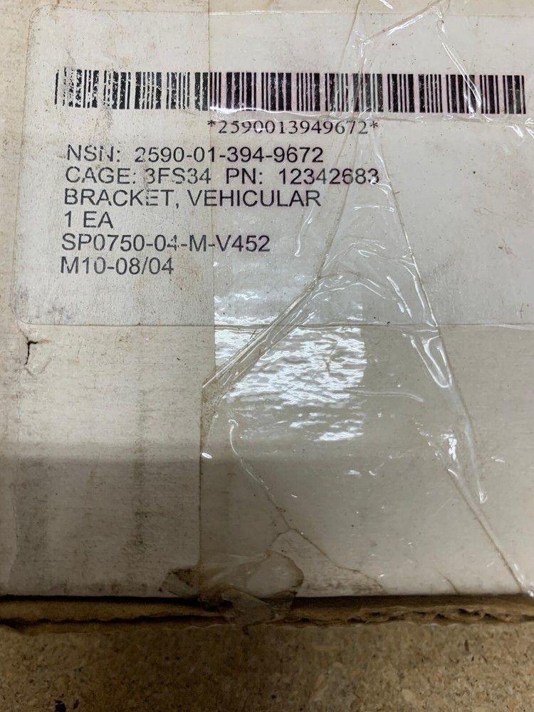 Bracket seatbelt B-pillar,front/upper mtd./HMMWV2590-01-394-9672