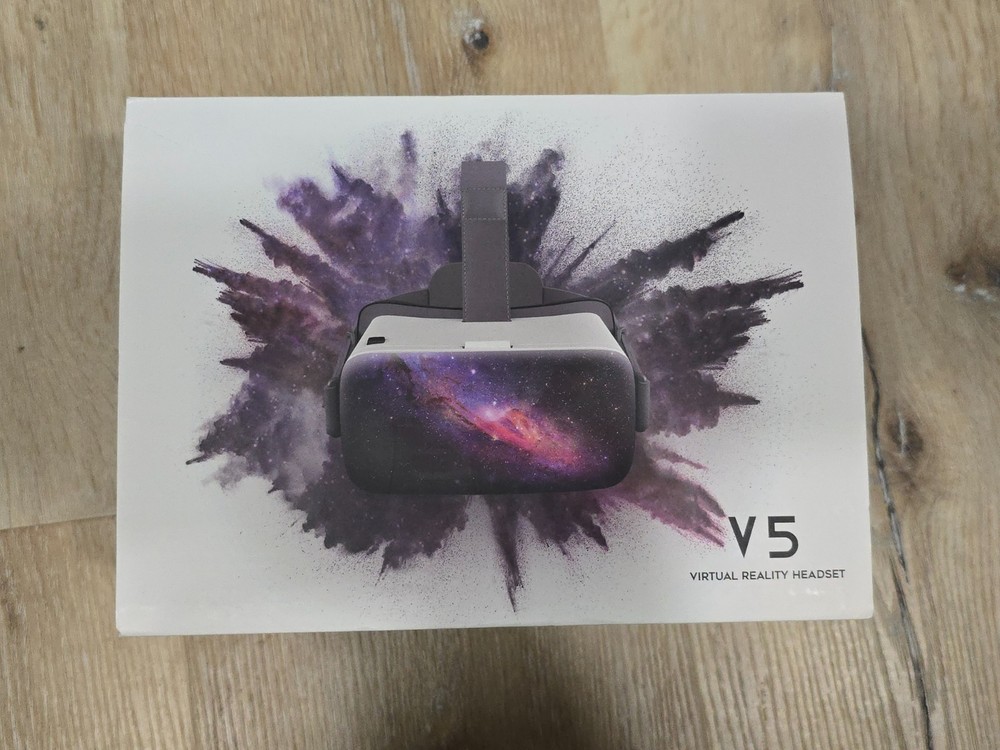 Destek VR5 Smartphone VR Headset w Controller Black