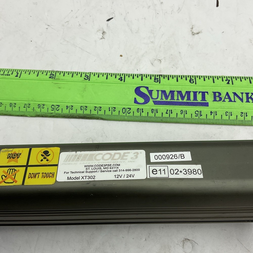 CODE 3 XT302 TWO LIGHTHEAD UNIT 12/24V AMBER/AMBER LEDS - XT302AA Tested 👍👍