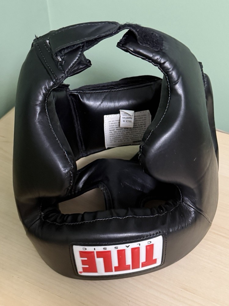 Title Classic Boxing Training Sparring Headgear Black Sz. Youth EUC