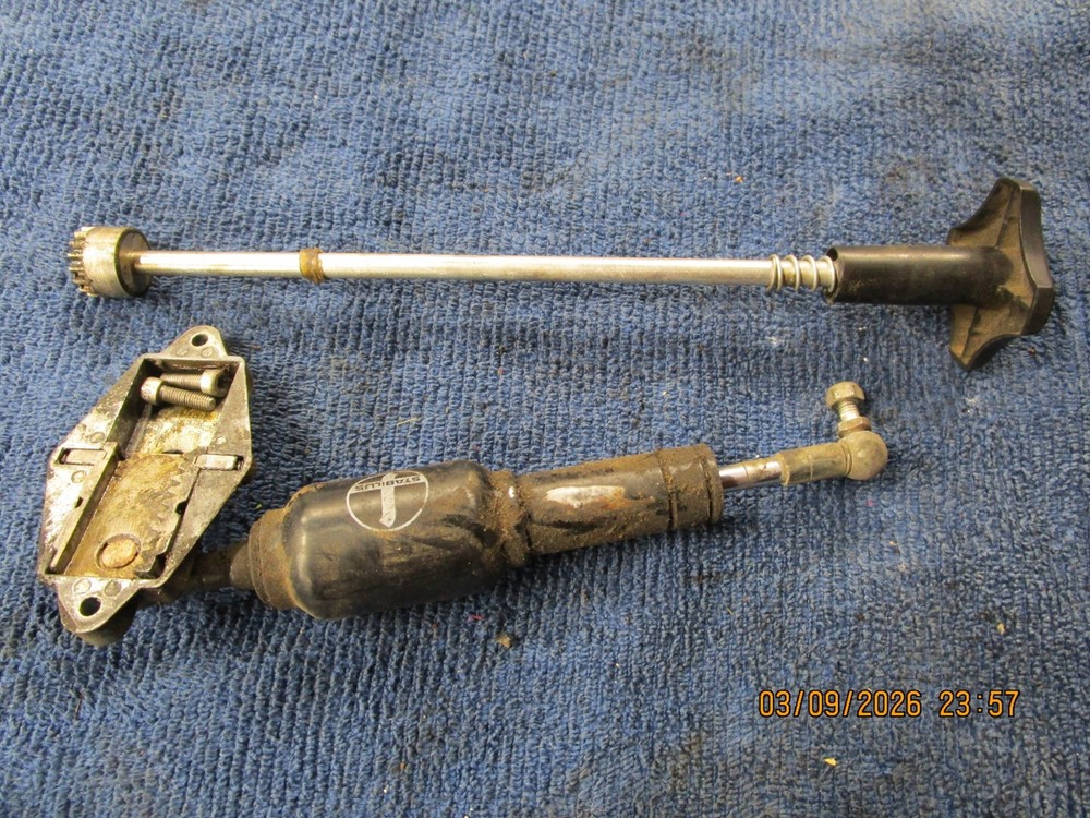 1981  BMW R100RT AIRHEAD STEERING DAMPER  COMPLETE