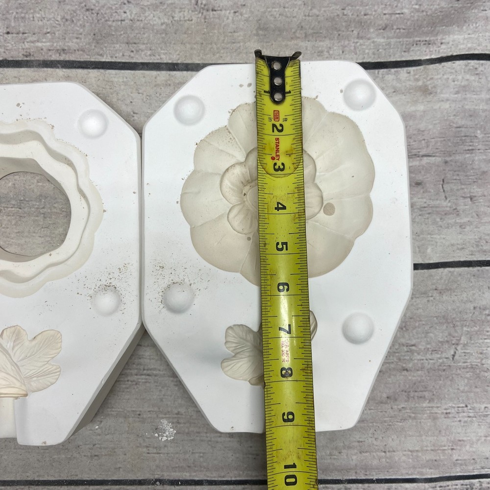 Trenton Ceramic Casting Mold Flowerhead Plaque #503-B