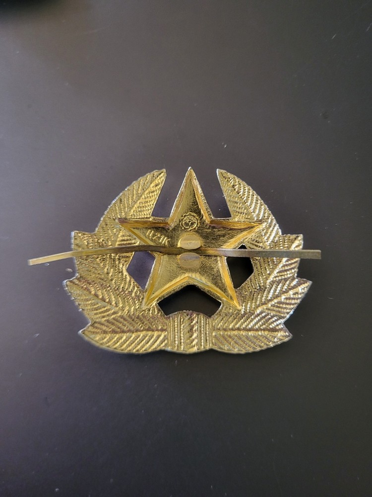 3-Russian Hat Badges