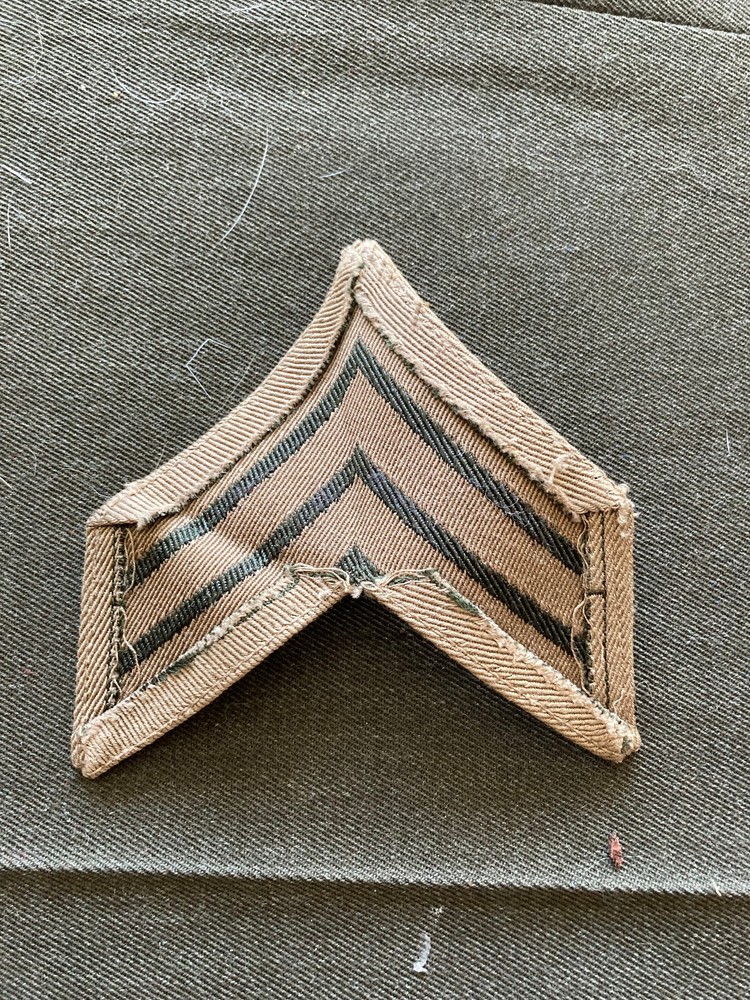 WWII USMC Sergeant Chevron forrest on foldover tan jacquard weave