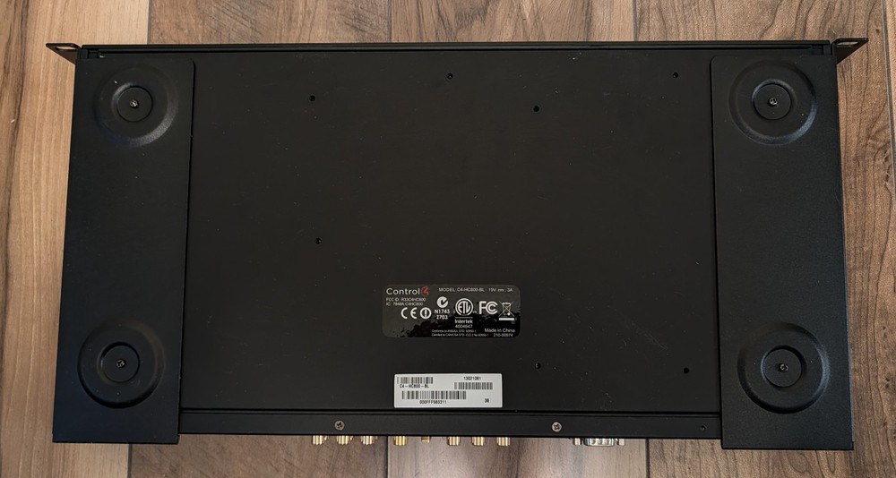 Control4 C4-HC800-BL-1 Home Controller with rack mount