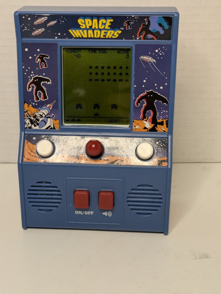 Pac-Man and Space Invaders Handheld Retro Mini Arcade Machines Tested BUNDLE