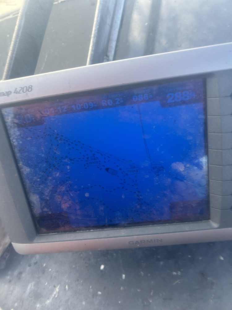 Garmin GPSMAP 4208 Chartplotter For Parts